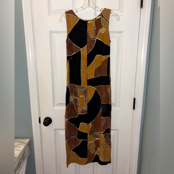Abstract Patterned Maxi Dress - Picture 3 of 7
